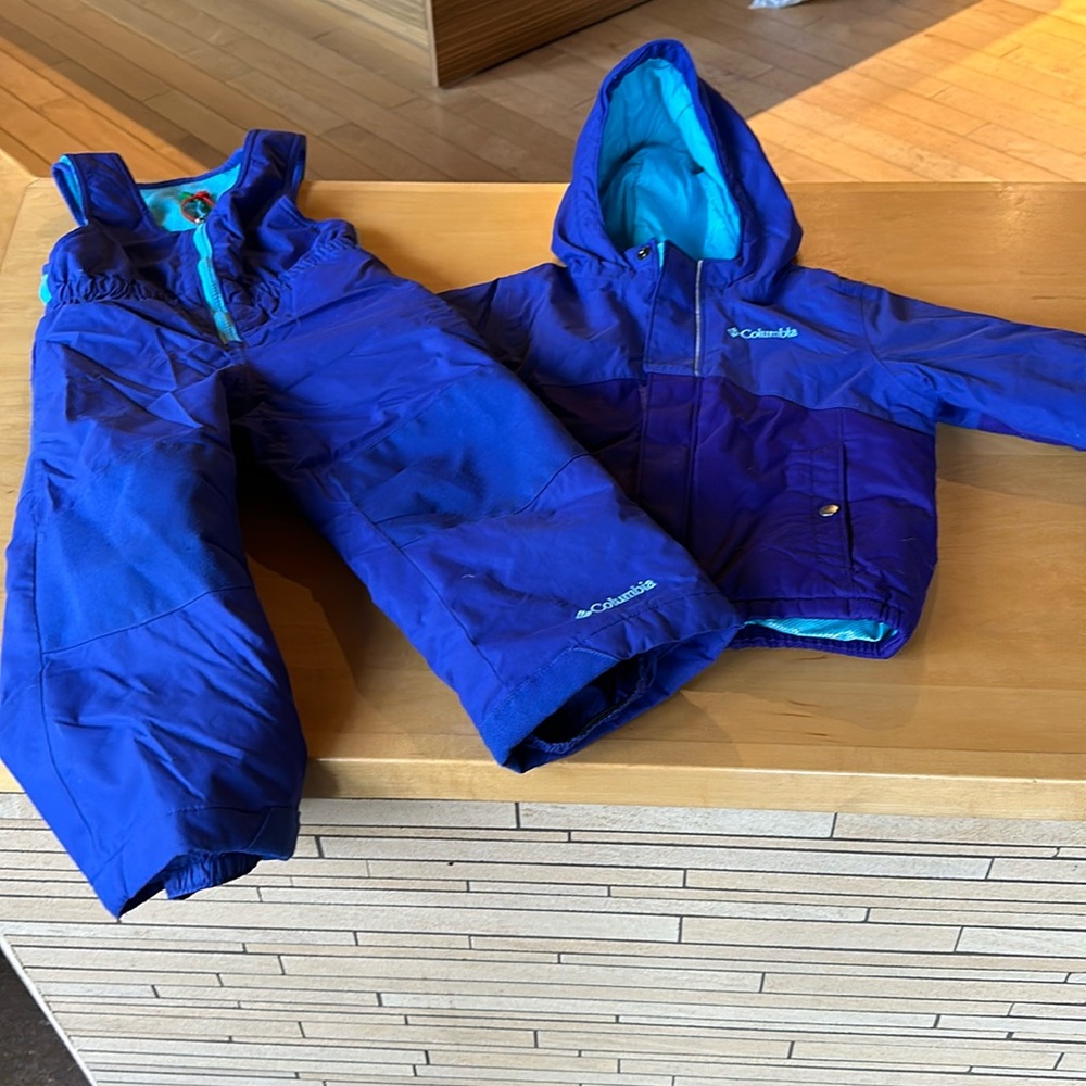 Columbia Snowflake Jacket and bibs set - 3T